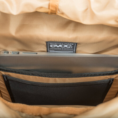 Evoc MISSION 22 Liter Chili Red/Slate