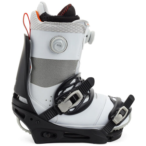Burton CARTEL Re:Flex Black M
